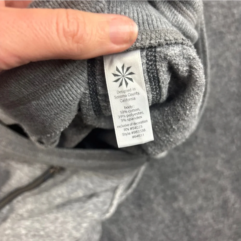 ATHLETA Women’s Grey Heathered Boho Short size: Medium - Picture 5 of 9